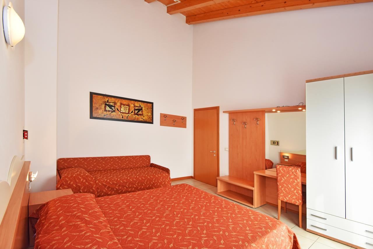 Hotel Villa Olga Caorle Exterior photo