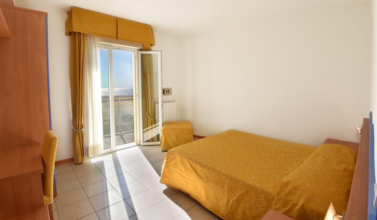 Hotel Villa Olga Caorle Exterior photo